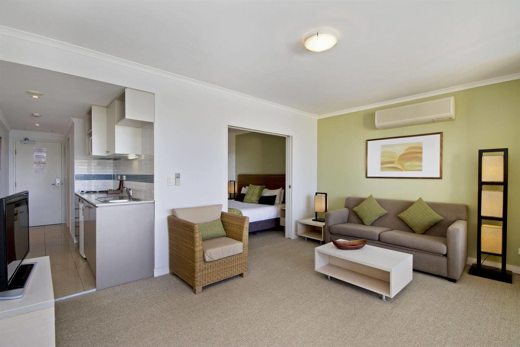 Mantra Ettalong Beach Exterior photo