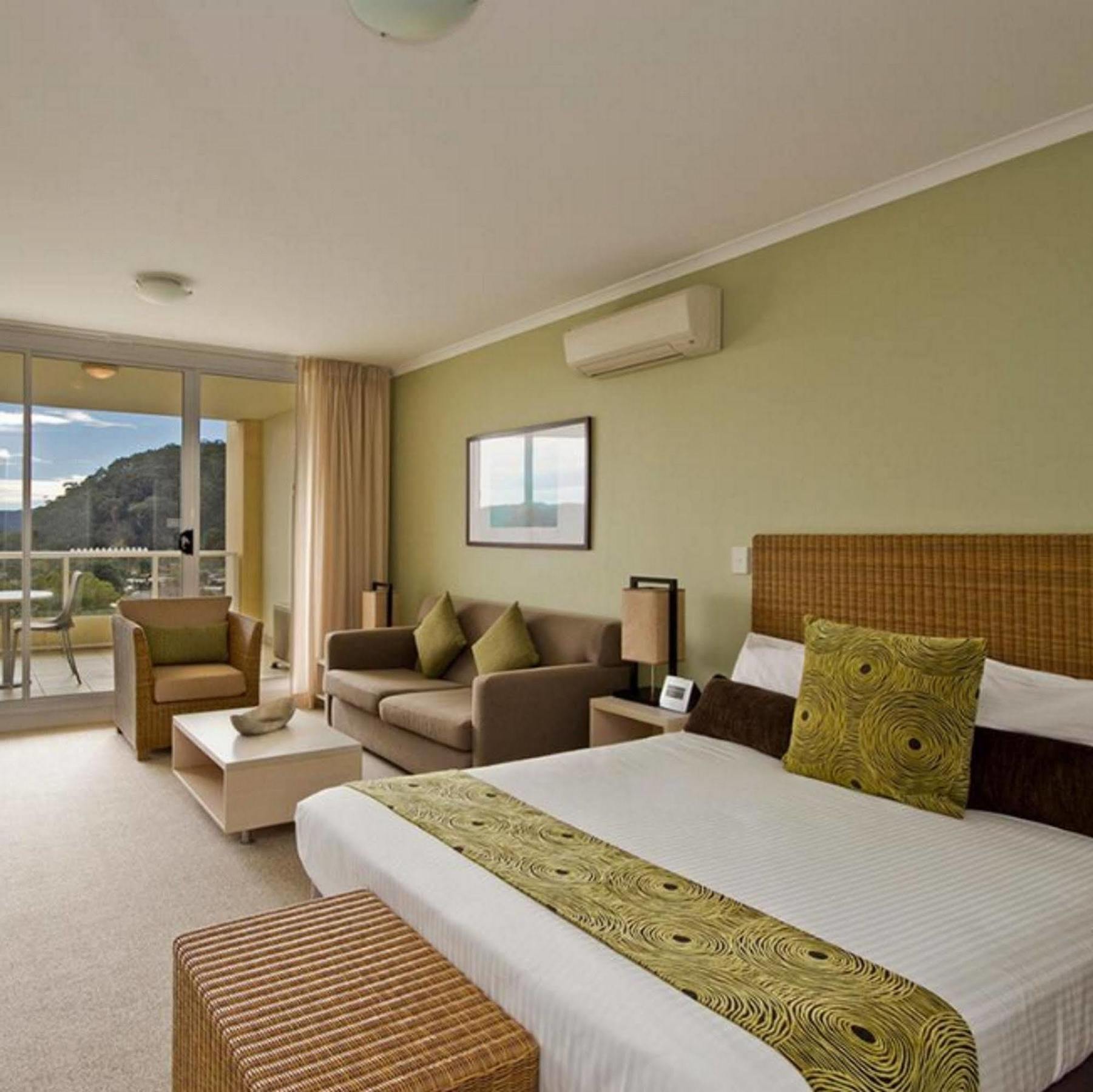 Mantra Ettalong Beach Exterior photo
