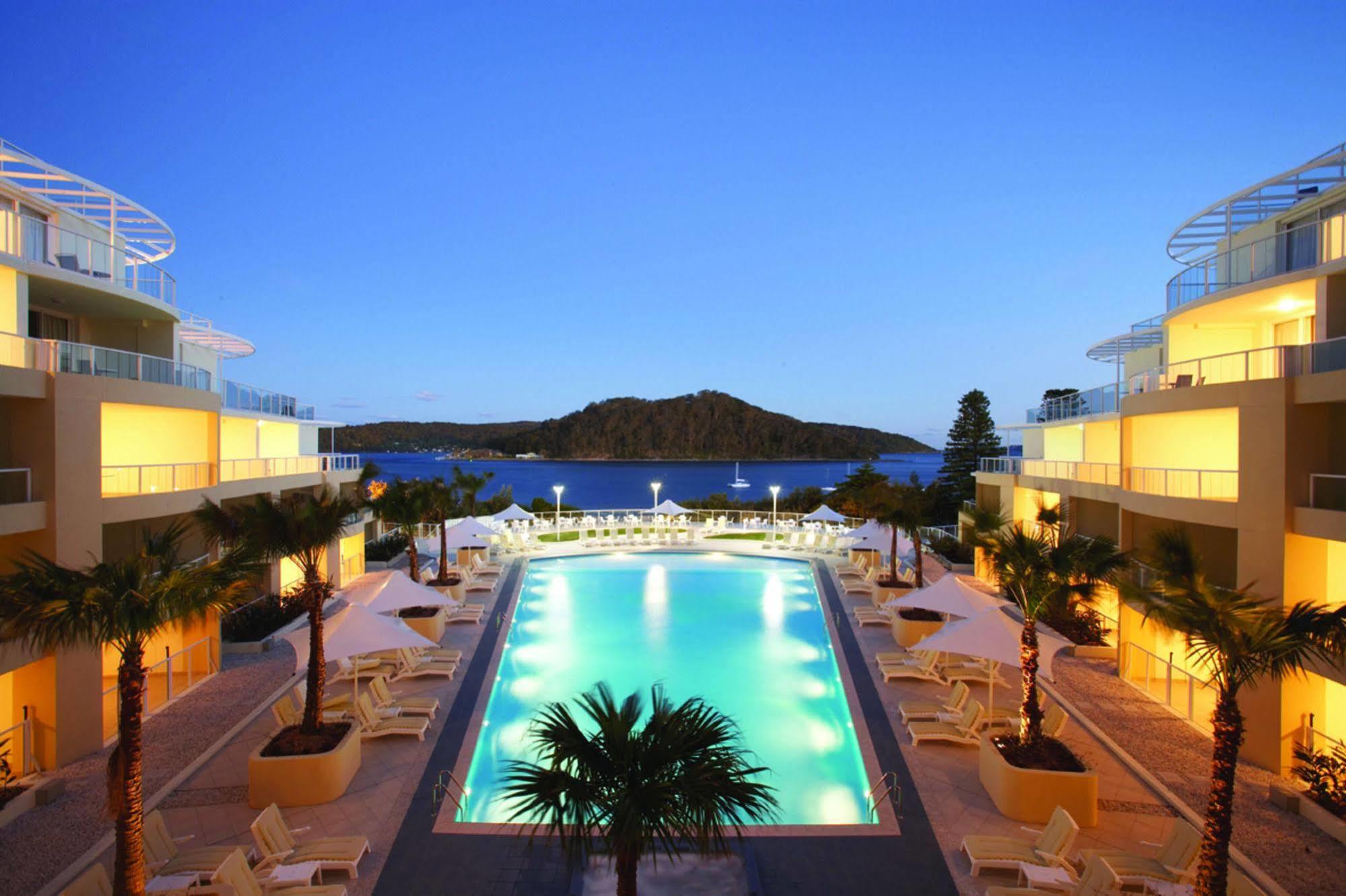 Mantra Ettalong Beach Exterior photo